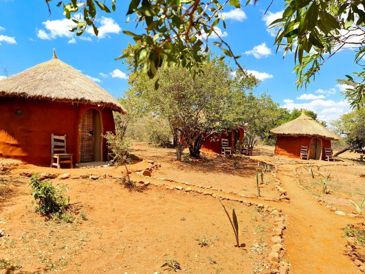 Africa Safari Maasai Boma * Serengeti